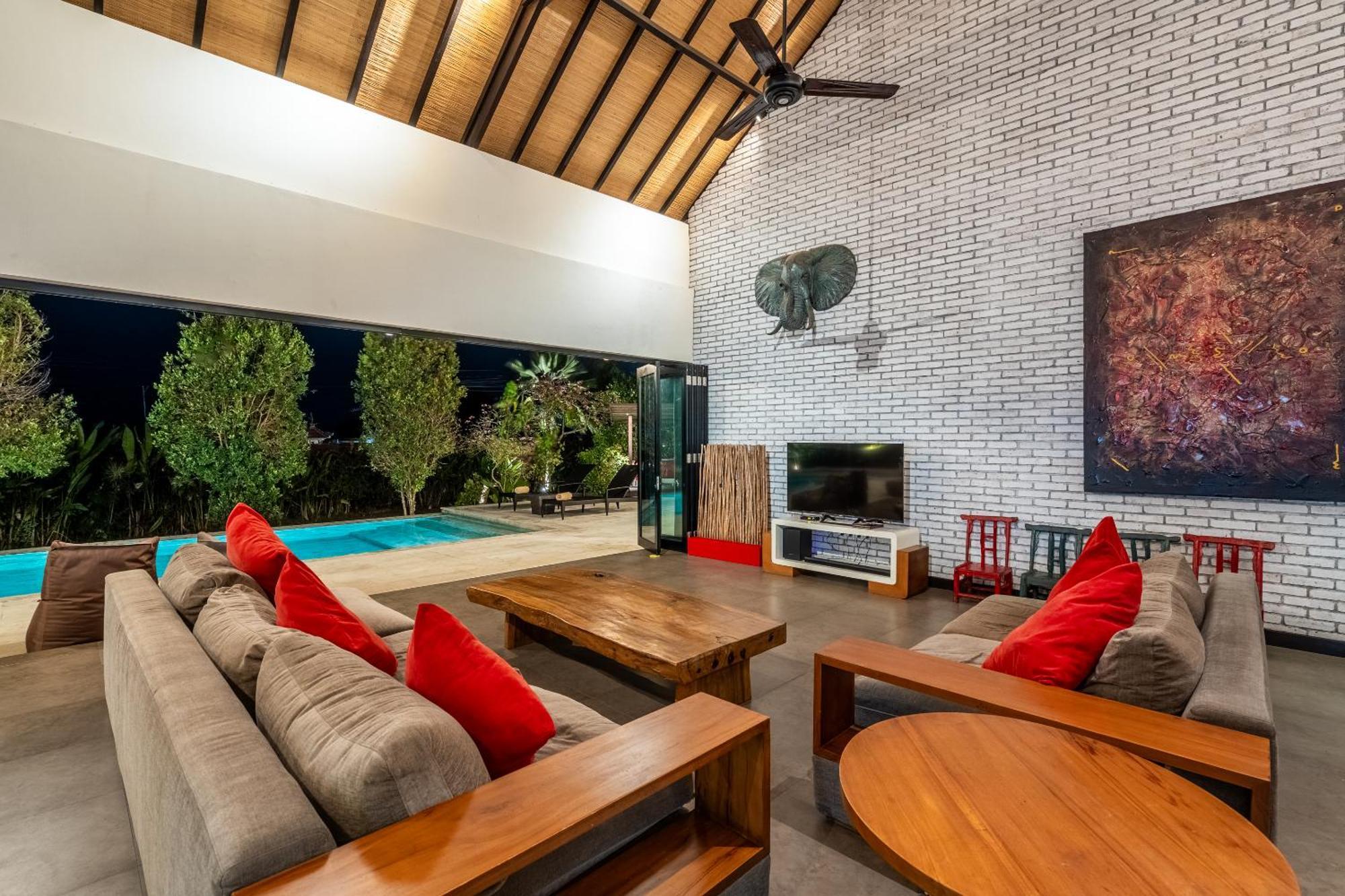 บูทิก วิลลา โดเรแทนธ์ Villa อูงาซัน ห้อง รูปภาพ