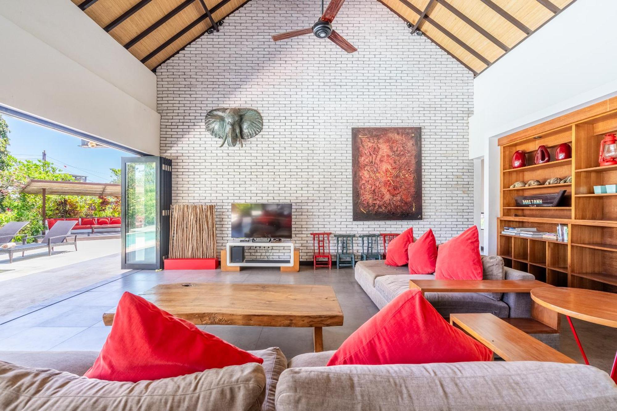บูทิก วิลลา โดเรแทนธ์ Villa อูงาซัน ภายนอก รูปภาพ